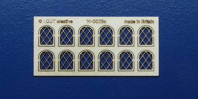 M 00-29c OO gauge kit of 12 casement windows with lattice - round top